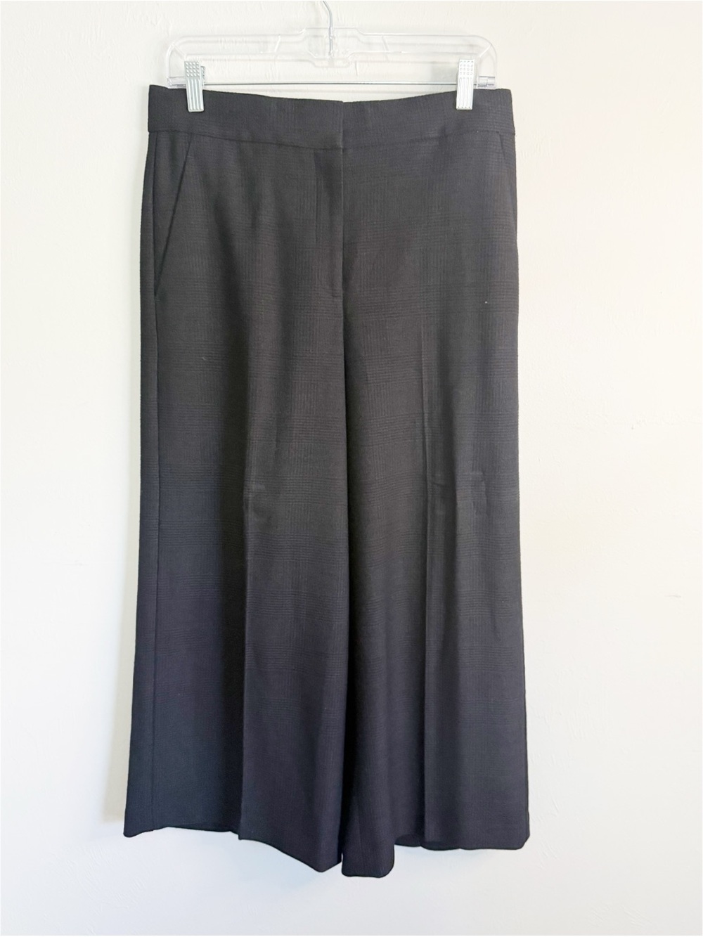 ANN TAYLOR Women’s Black Faint Plaid Wide Leg Trousers Pants Flat Front Size 6